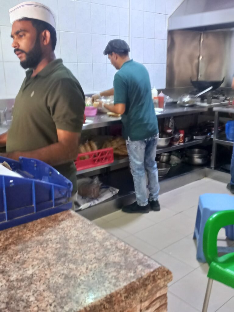 بوفية استراحة روعة صفوى شاليهات واستراحات السعودية