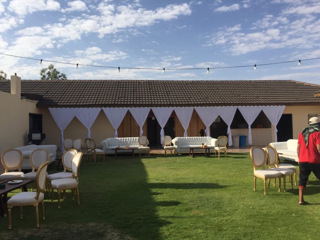 استراحة القمراء للايجار اليومي سكاكا شاليهات واستراحات السعودية