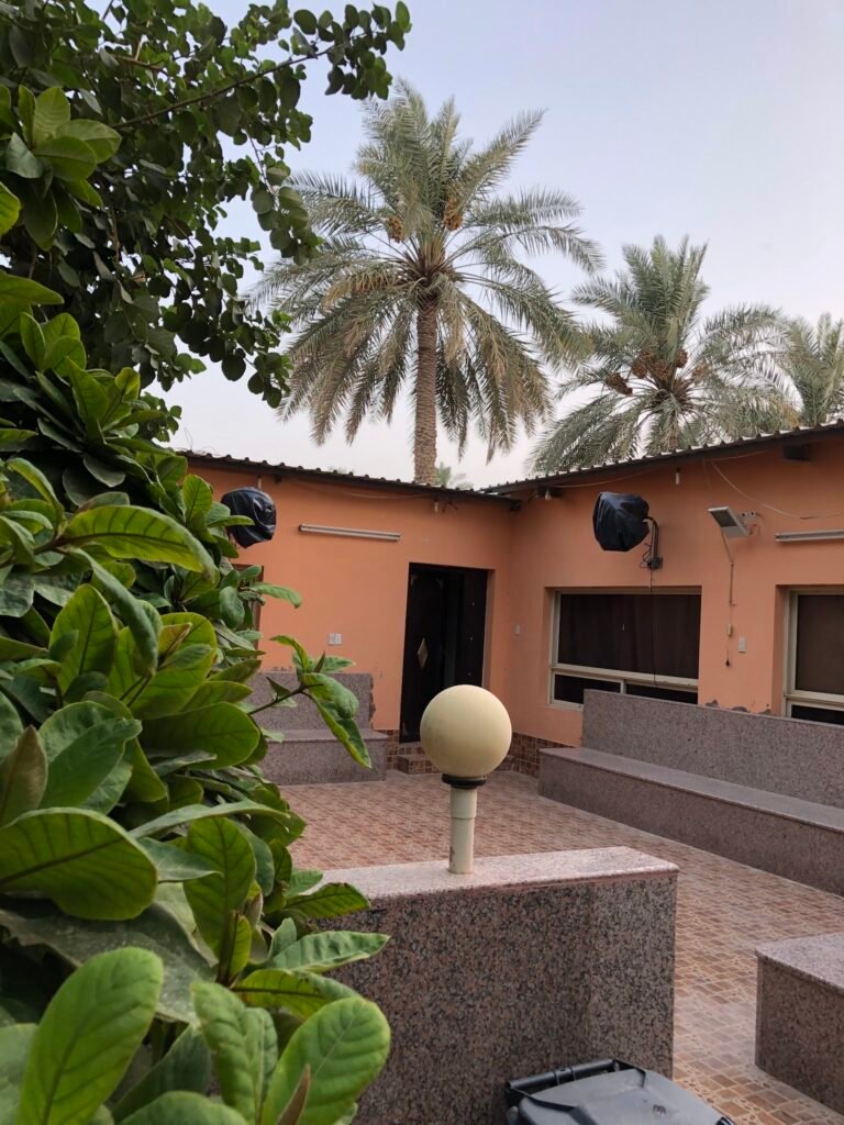 استراحه النجم الساطع للايجار اليومي البطالية شاليهات واستراحات السعودية